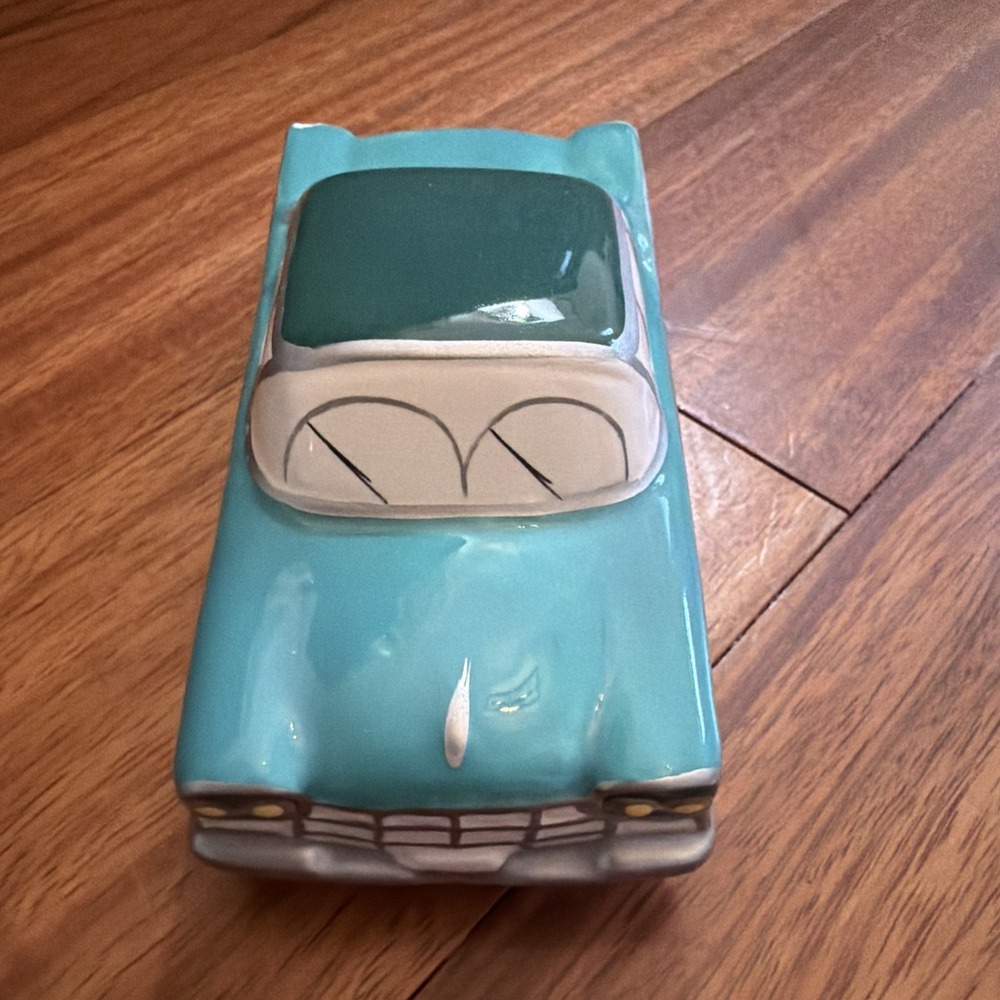 Department 56 Snow Village Accessory Classic Cars Chevy - Picture 2 of 5